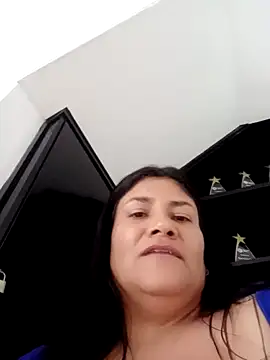 Snapshot of salomexlove_20 chatting on 02-16-25, 04:21 salomexlove 20 online show from 02-16-25, 04:21