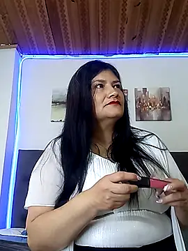 Snapshot of salomexlove_20 chatting on 04-22-26, 12:56 salomexlove 20 online show from 04-22-26, 12:56