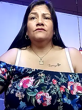 Snapshot of salomexlove_20 chatting on 10-11-25, 12:50 salomexlove 20 online show from 10-11-25, 12:50