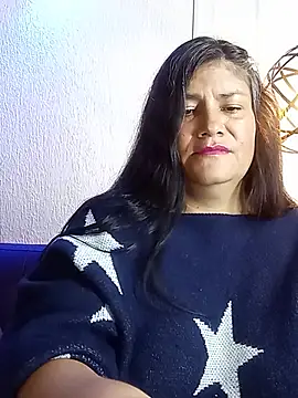 Snapshot of salomexlove_20 chatting on 06-03-26, 02:33 salomexlove 20 online show from 06-03-26, 02:33