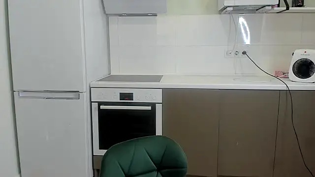 Your Masha online show from 10-20-25, 08:37