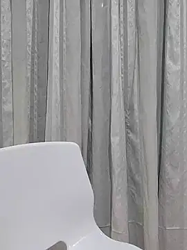 Snapshot of Vivian115 chatting on 10-10-25, 04:52 Vivian115 online show from 10-10-25, 04:52
