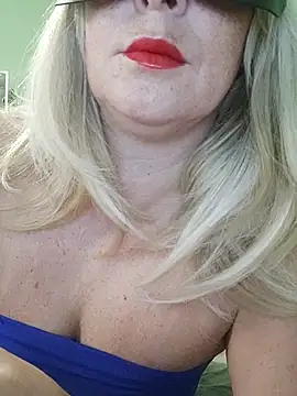 Snapshot of Vivian115 chatting on 07-24-26, 05:58 Vivian115 online show from 07-24-26, 05:58