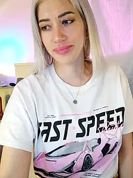 Snapshot of Fuck-Gina chatting on 05-10-26, 03:54 Fuck-Gina online show from 05-10-26, 03:54