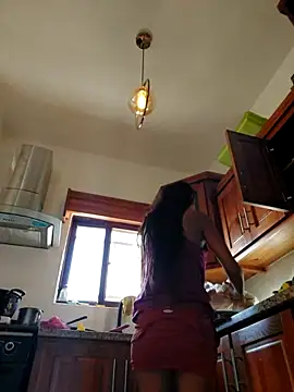 Luna-Natural online show from 02-06-26, 12:23