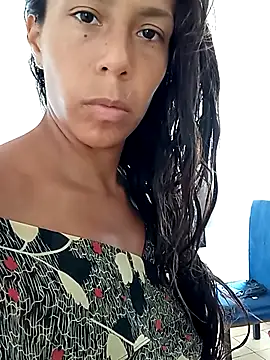 Snapshot of Luna-Natural chatting on 09-20-25, 02:44 Luna-Natural online show from 09-20-25, 02:44