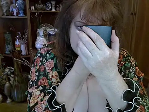 ElenaZed online show from 10-11-25, 09:32