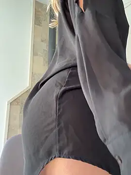 nicole 98 online show from 12-02-25, 10:39