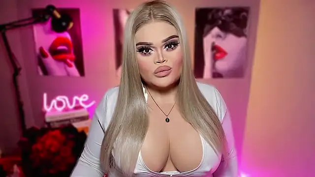 Snapshot of KarolinaThompson chatting on 01-14-26, 07:56 KarolinaThompson online show from 01-14-26, 07:56