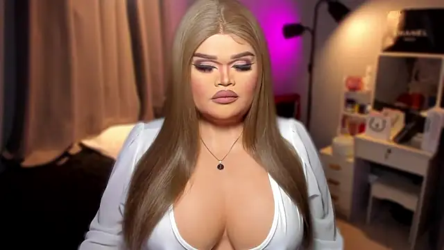 Snapshot of KarolinaThompson chatting on 12-20-24, 11:16 KarolinaThompson online show from 12-20-24, 11:16