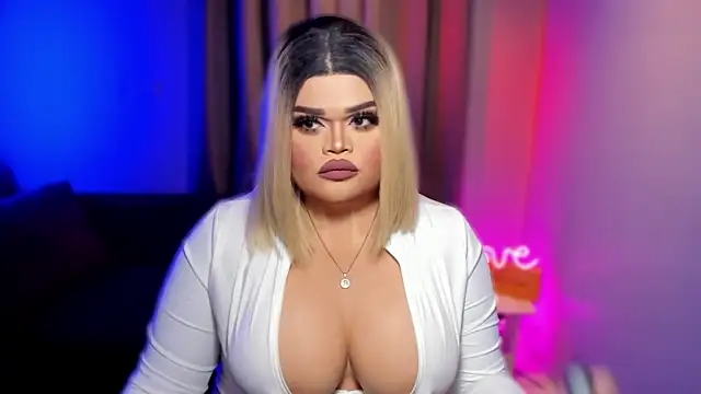 Snapshot of KarolinaThompson chatting on 02-21-25, 11:11 KarolinaThompson online show from 02-21-25, 11:11