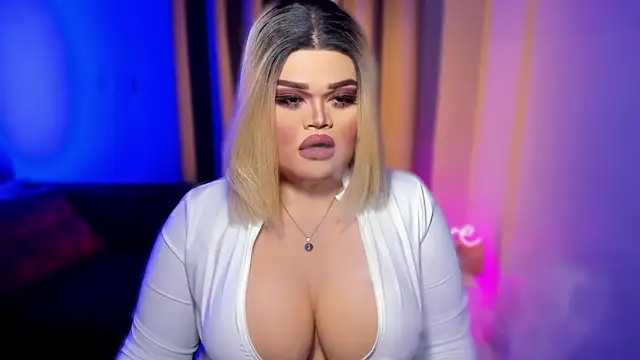 Snapshot of KarolinaThompson chatting on 02-01-25, 07:47 KarolinaThompson online show from 02-01-25, 07:47