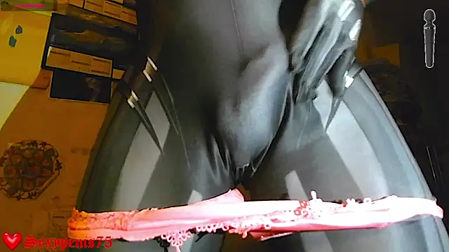 sexypenis75 online show from 04-10-26, 06:15