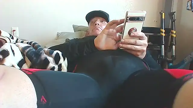 Snapshot of timothygonterman chatting on 03-10-25, 04:25 timothygonterman online show from 03-10-25, 04:25