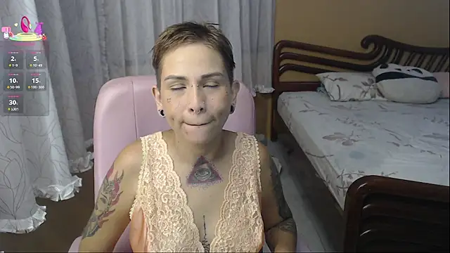 moon cat85 online show from 11-25-25, 09:04