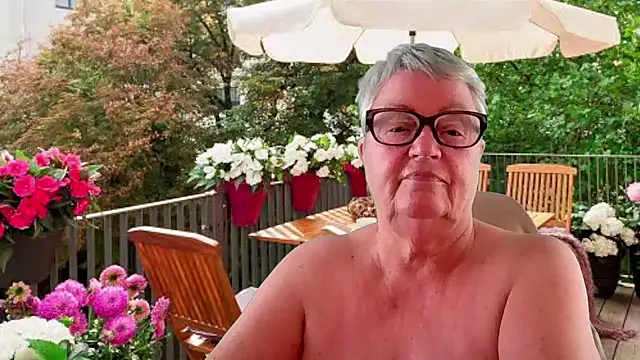 GrannyChrissy68 online show from 07-07-26, 01:36