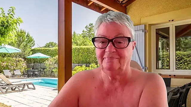 GrannyChrissy68 online show from 07-19-26, 01:30