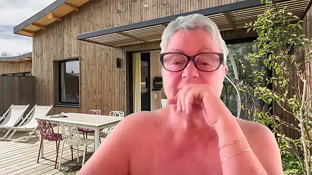 GrannyChrissy68 online show from 07-23-26, 01:08