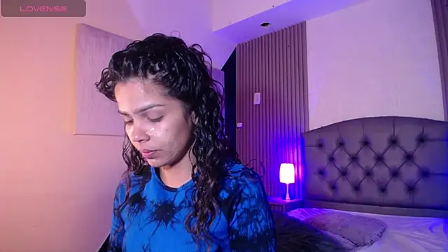 Snapshot of ximena_diaz chatting on 02-27-25, 08:09 ximena diaz online show from 02-27-25, 08:09