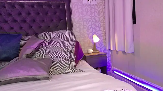 MariiePrice online show from 12-31-24, 06:05