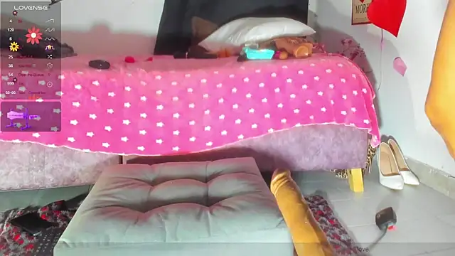 samantha  smile online show from 06-11-26, 10:45