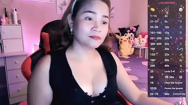 Snapshot of yenyen_ chatting on 05-22-26, 01:20 yenyen online show from 05-22-26, 01:20