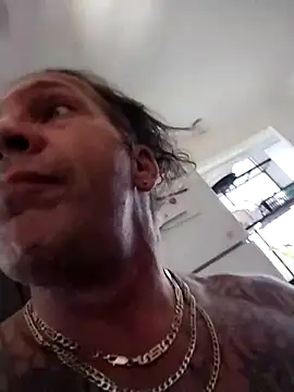 Snapshot of trucker1979 chatting on 05-04-26, 06:22 trucker1979 online show from 05-04-26, 06:22