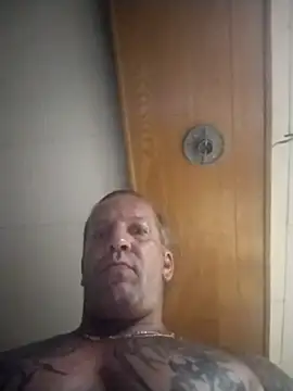 Snapshot of trucker1979 chatting on 07-18-26, 01:41 trucker1979 online show from 07-18-26, 01:41