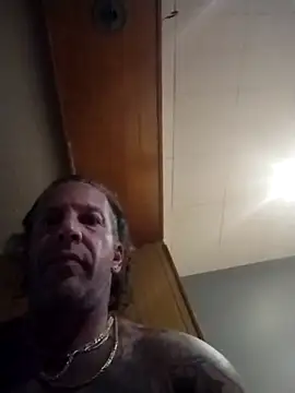Snapshot of trucker1979 chatting on 07-20-26, 08:44 trucker1979 online show from 07-20-26, 08:44