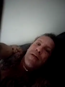 Snapshot of trucker1979 chatting on 05-29-26, 06:25 trucker1979 online show from 05-29-26, 06:25