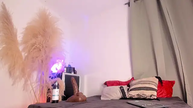 Ariana lopezz online show from 04-08-26, 03:08