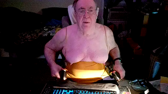 Toastir online show from 12-04-25, 10:20