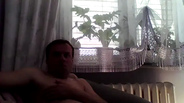Snapshot of grzes19763 chatting on 04-26-26, 12:46 grzes19763 online show from 04-26-26, 12:46