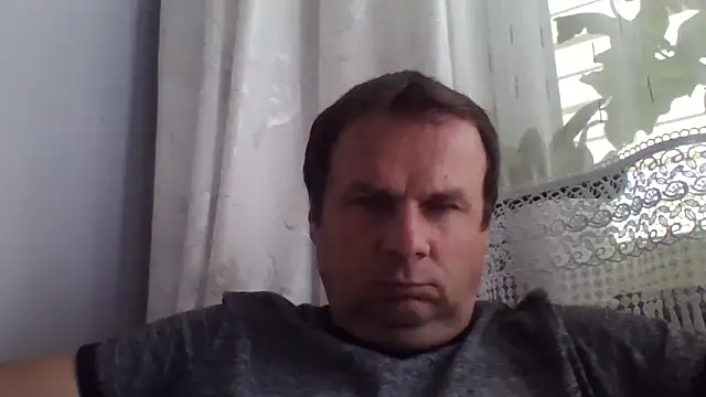 Snapshot of grzes19763 chatting on 06-01-26, 09:42 grzes19763 online show from 06-01-26, 09:42