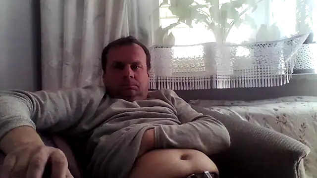 Snapshot of grzes19763 chatting on 04-30-26, 10:00 grzes19763 online show from 04-30-26, 10:00