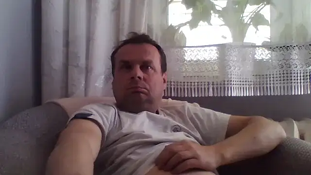 Snapshot of grzes19763 chatting on 04-19-26, 10:05 grzes19763 online show from 04-19-26, 10:05