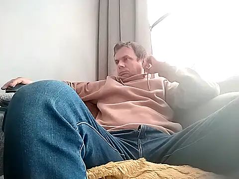 grzes19763 online show from 09-26-25, 07:59