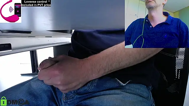 Snapshot of pliko chatting on 06-10-26, 09:43 pliko online show from 06-10-26, 09:43