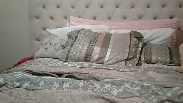 beautylovess online show from 03-28-26, 04:02