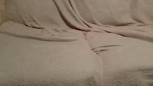 beautylovess online show from 04-13-26, 01:09