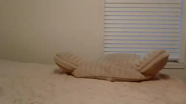 beautylovess online show from 07-08-26, 01:41