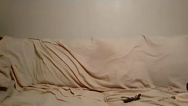 beautylovess online show from 06-18-26, 04:45