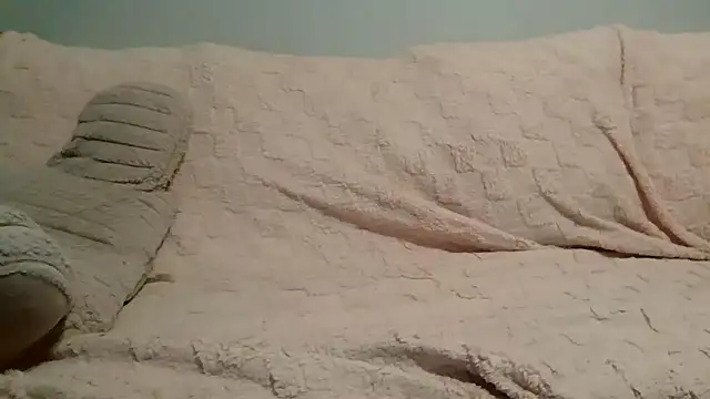 beautylovess online show from 03-18-26, 09:04