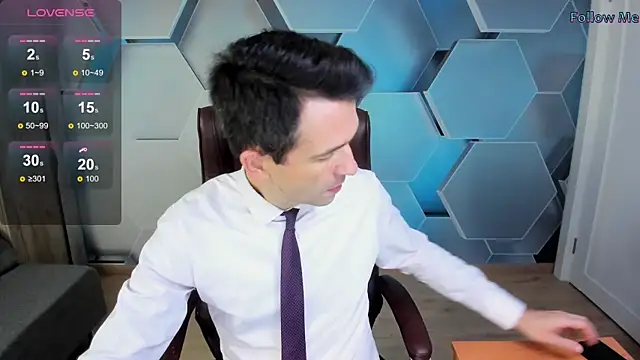 SteveTiger online show from 12-21-25, 02:19