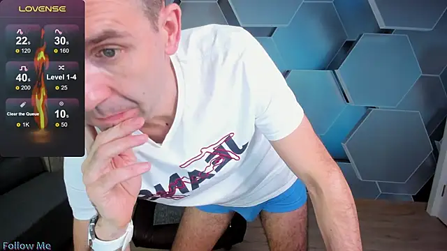 SteveTiger online show from 11-19-25, 11:21