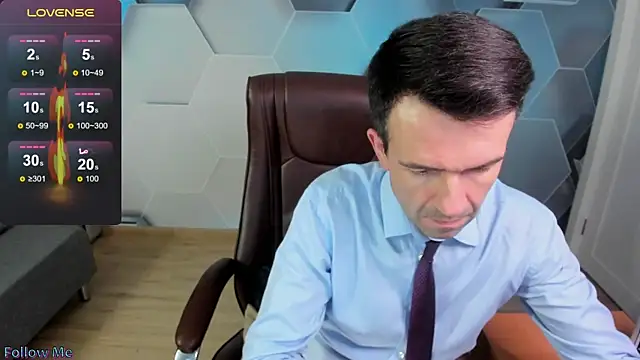 SteveTiger online show from 12-04-25, 01:54