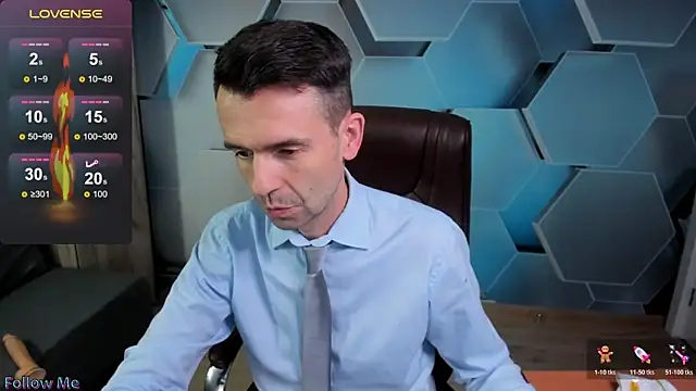 SteveTiger online show from 11-18-25, 12:41