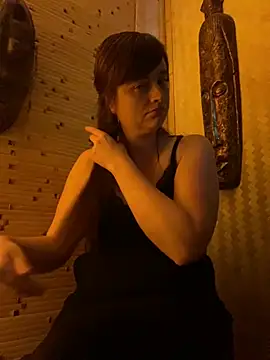 Snapshot of PhotoBabe chatting on 03-01-25, 02:04 PhotoBabe online show from 03-01-25, 02:04