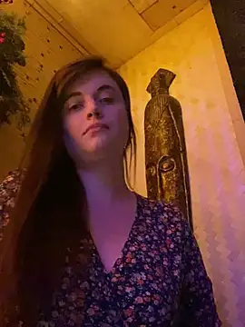 Snapshot of PhotoBabe chatting on 12-21-24, 03:25 PhotoBabe online show from 12-21-24, 03:25