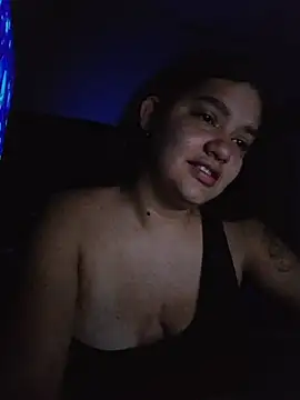 Snapshot of blerstefan1 chatting on 02-25-26, 08:25 blerstefan1 online show from 02-25-26, 08:25